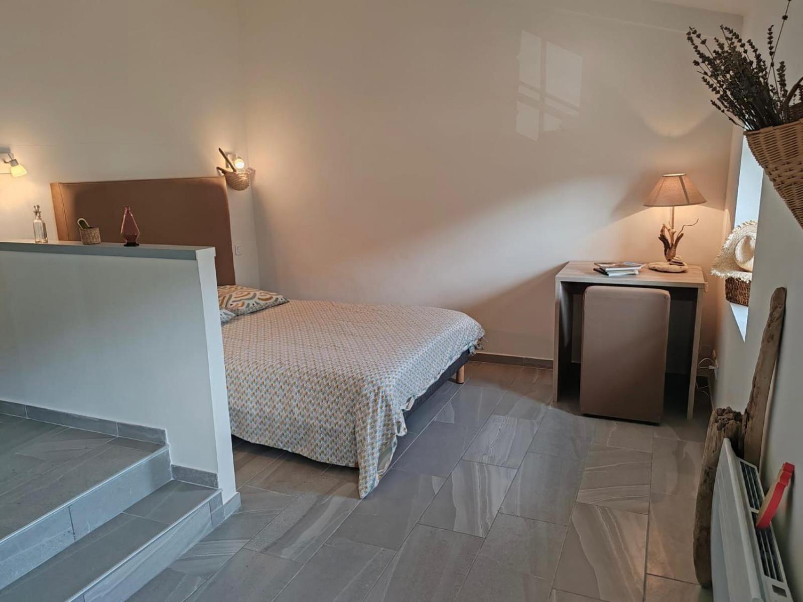 Auberge Du Bourguet Brenon ภายนอก รูปภาพ
